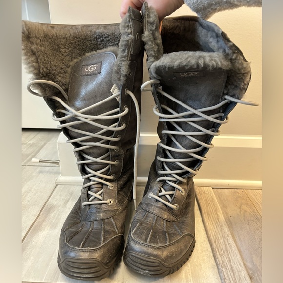Tall Ugg grey boots (7.5) - Picture 1 of 9